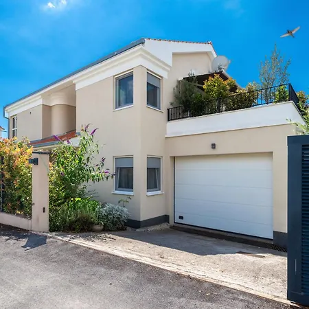 Villa Castella Aurea