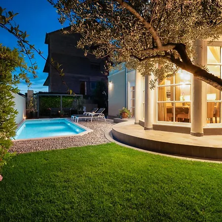 Castella Aurea * Kaštela