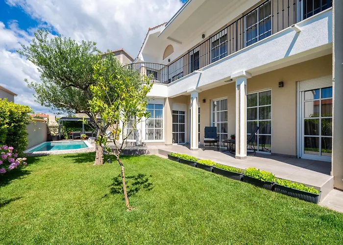 Villa Castella Aurea *